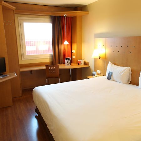 Hotel Ibis Alcala De Henares La Garena Zewnętrze zdjęcie