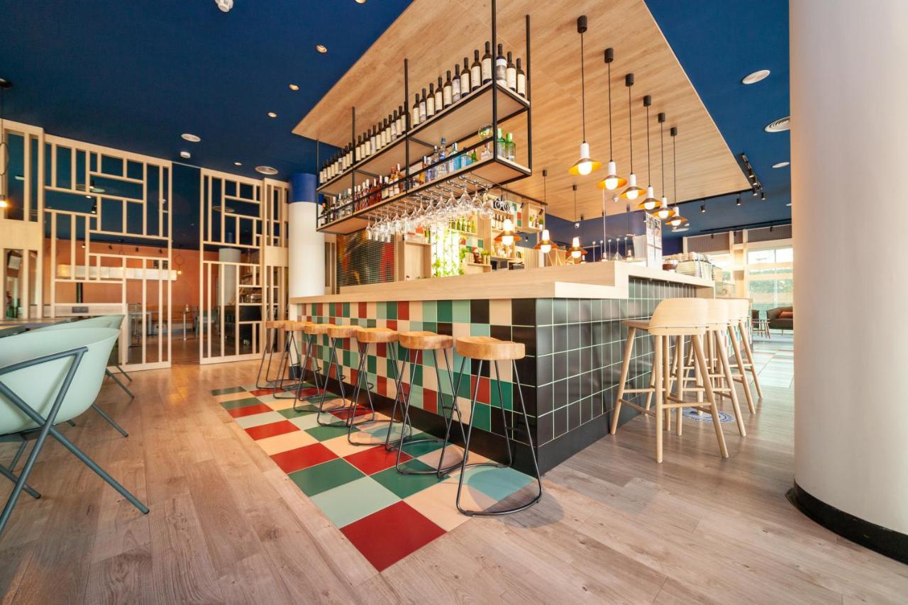 Hotel Ibis Alcala De Henares La Garena Zewnętrze zdjęcie