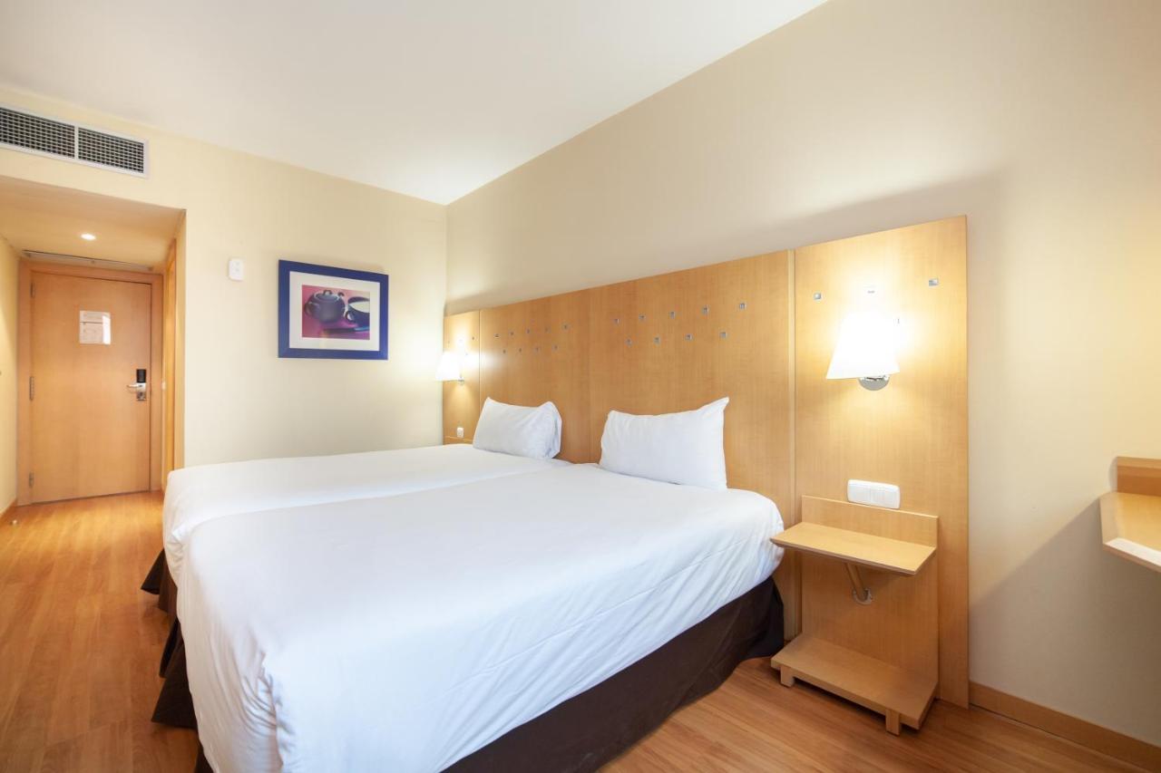 Hotel Ibis Alcala De Henares La Garena Zewnętrze zdjęcie