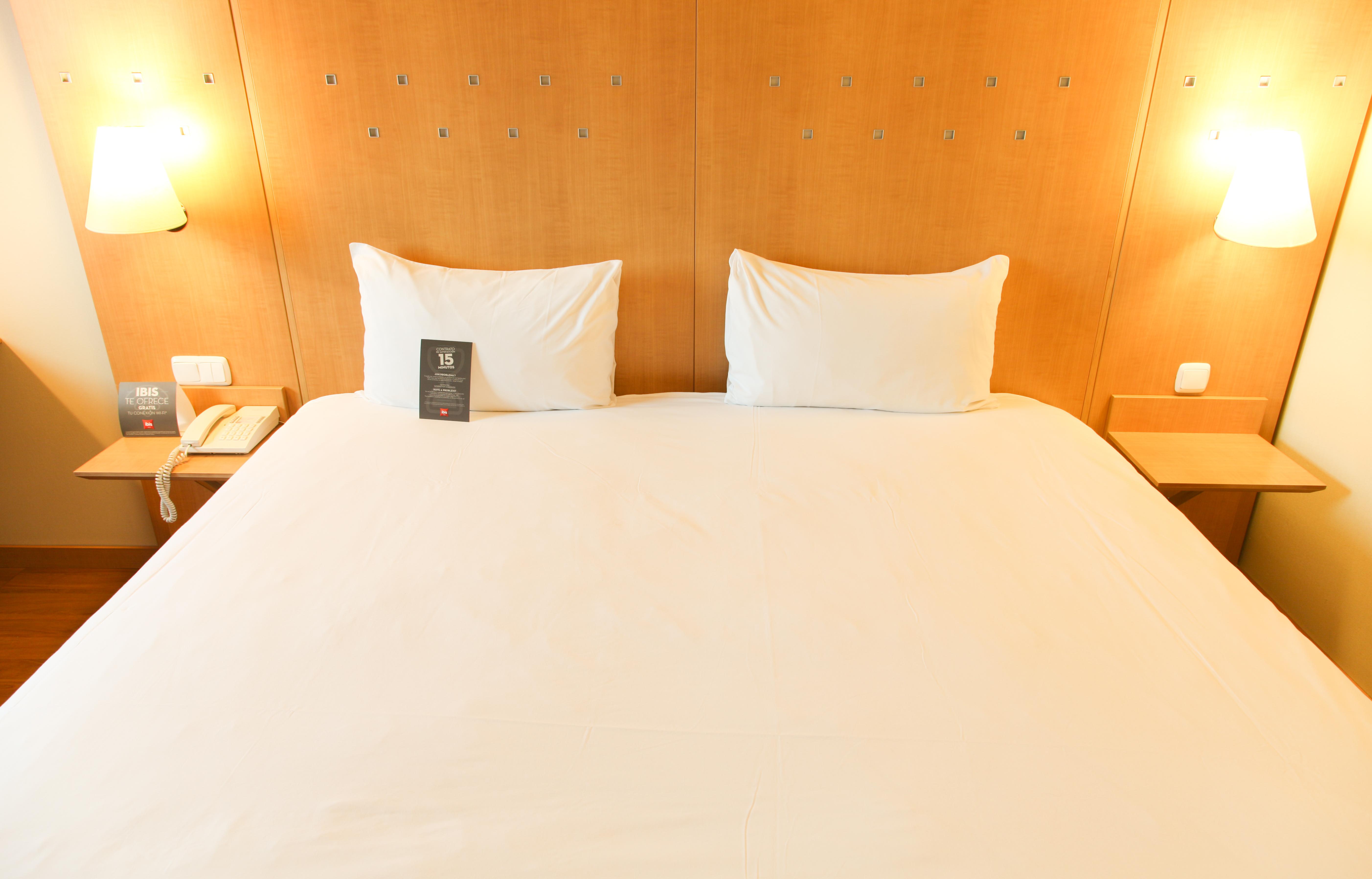 Hotel Ibis Alcala De Henares La Garena Zewnętrze zdjęcie
