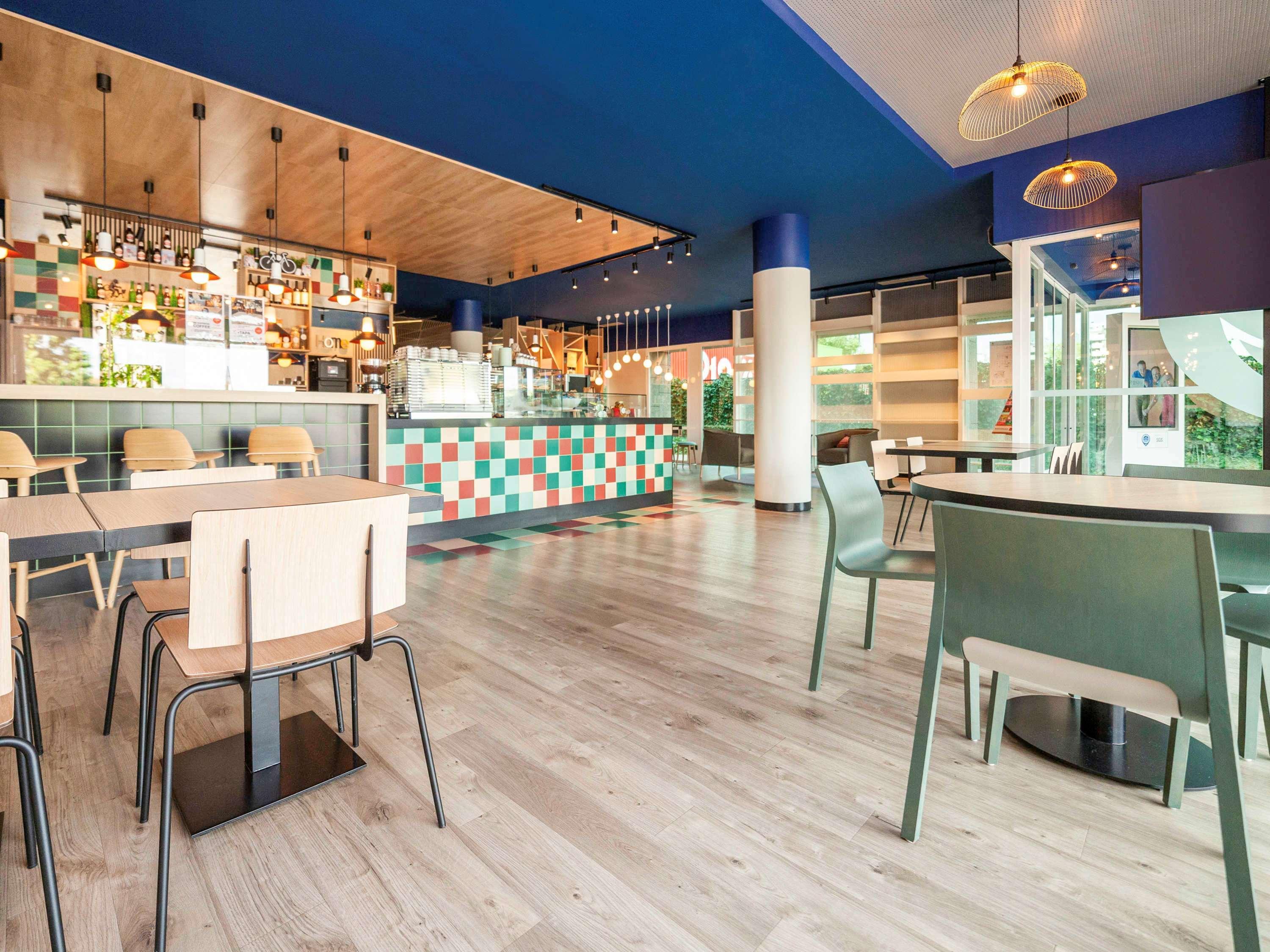 Hotel Ibis Alcala De Henares La Garena Zewnętrze zdjęcie